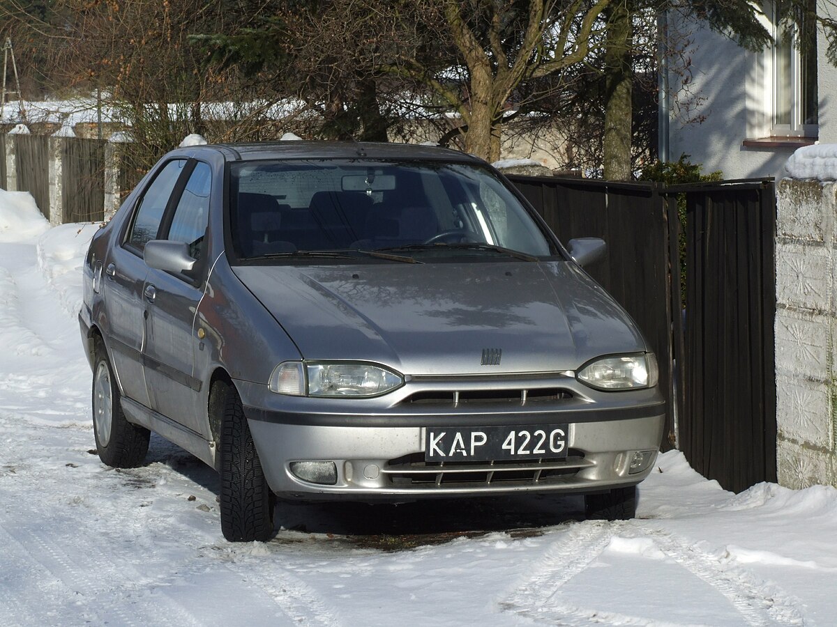 FichierFiat Siena EL 1.6 16V, Silesia.JPG — Wikipédia