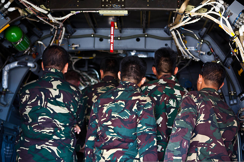 File:Filipino aircraft rescue firefighters board a U.S. Marine Corps MV-22B Osprey tiltrotor aircraft while learning about hazardous composite materials and emergency entrance and egress procedures during Balikatan 130407-M-FD301-434.jpg