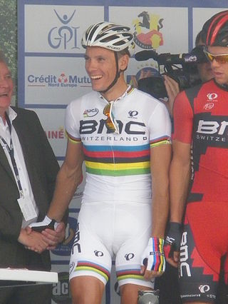 <span class="mw-page-title-main">Rainbow jersey</span> Colored jersey for the reigning World Champion in cycling