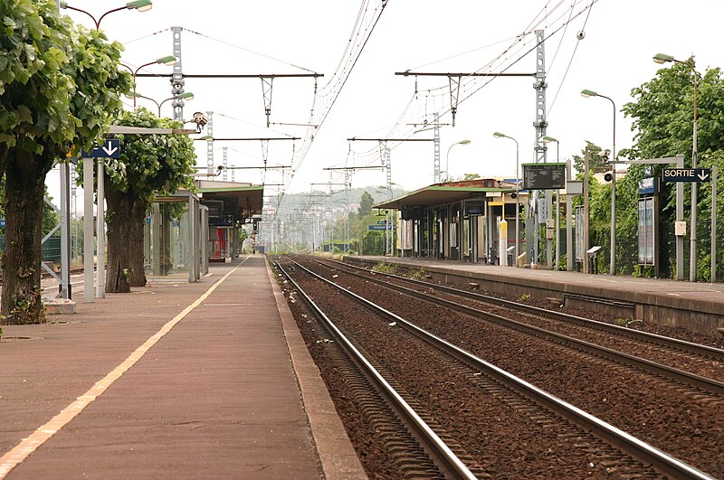 File:Gare de Vigneux-Sur-Seine IMG 5039.JPG