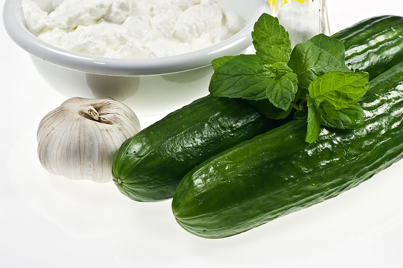 File:Greek yoghurt cucumbers garlic.jpg