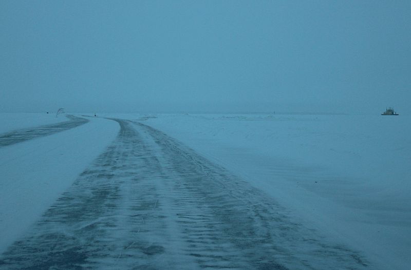 File:Hailuoto Ice Road 20130113 02.JPG