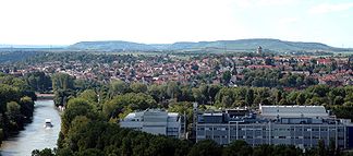 View over Heilbronn-Böckingen to Heuchelberg in the background