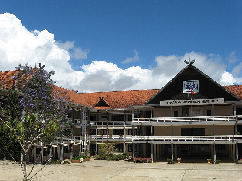 File:Hermann Gmeiner School Da Lat 03.JPG