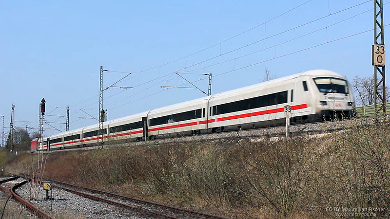 800px-IC_(InterCity)_DB_BR_101_mit_Steue