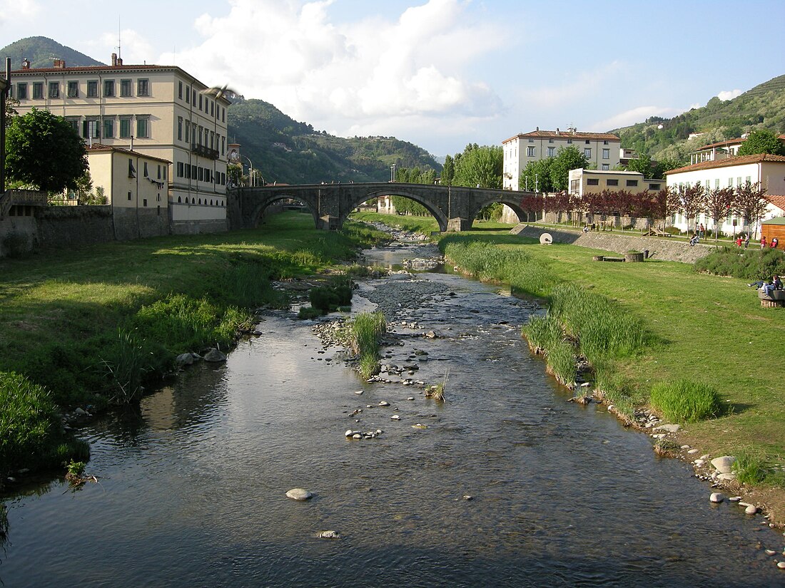 Pescia (fiume)