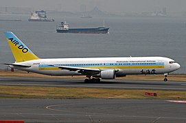 Boeing 767-300 Air Do
