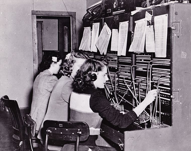 File:JBER telephone operators connect calls, people 120124-A-ZY202-001.jpg