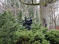Am Eingang bricht ein Hirsch aus dem Unterholz. Das Jagdschloss Hubertusstock nahe Joachimsthal in dem Honecker wohnte/jagte