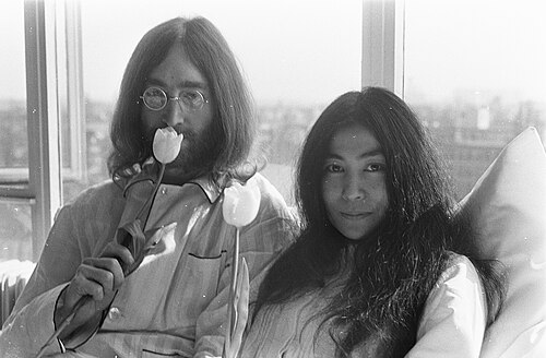 ジョン・レノン（John Lennon）Wikipediaより