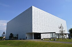 Kanazawa Umimirai Library exterior ac (4).jpg