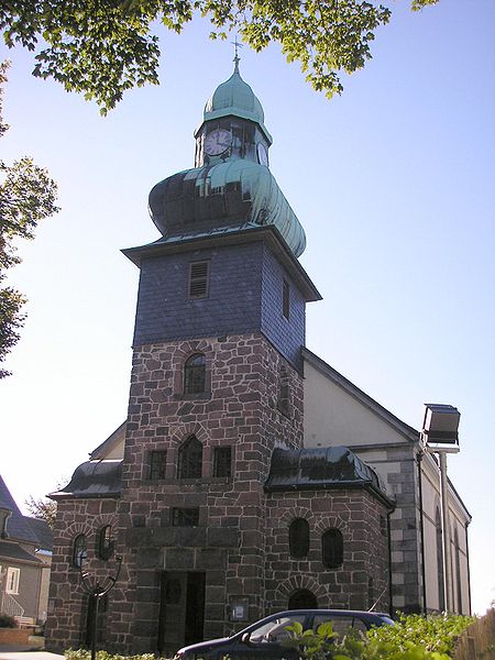 File:Kirche Frauenwald.JPG