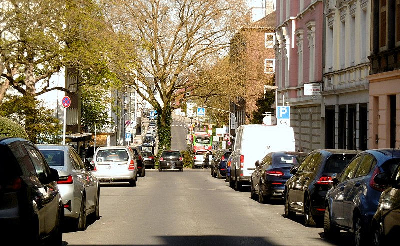 File:Kleverstraße, Aachen (5).JPG