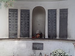 Bencések a komáromi katolikus temetőben