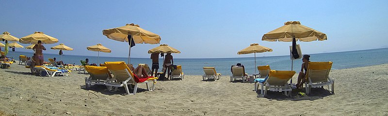 File:Kos , Kardamena , Atlantis Beach - panoramio (5).jpg