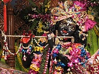 Божество Кришны в храме Международного общества сознания Кришны в Маяпуре, Индия