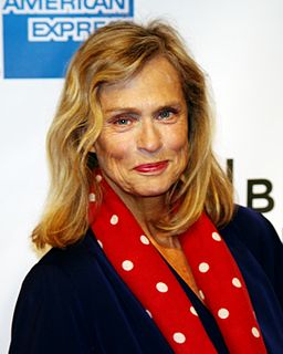 <span class="mw-page-title-main">Lauren Hutton</span> American model, actress, and entrepreneur