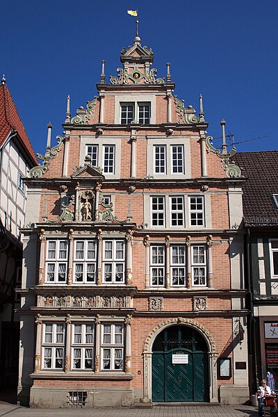 File:Leisthaus Hameln.jpg