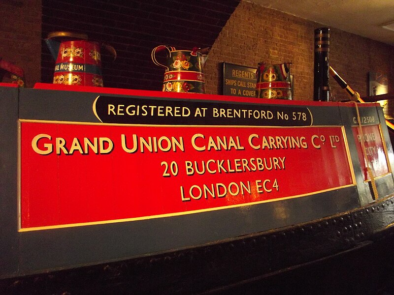 File:London Canal Museum - narrowboat - Grand Union Canal Carrying Co. Ltd - 21089620771.jpg