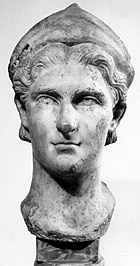 Possible marble statue of Herennia Etruscilla. Marble portrait head .jpg