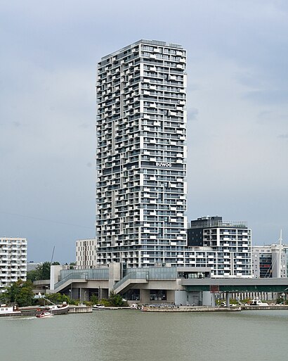 So kommt man zu Marinatower mit den Öffentlichen - Mehr zum Ort Hier