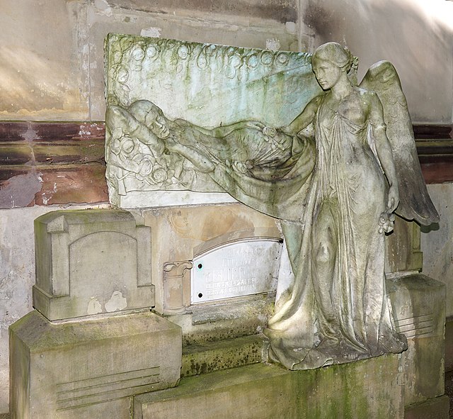 Mausoleum Rutenberg in Bremen, Riensberger Friedhof. Relief für Helene Auguste Jenisch (1883)