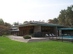Frank Lloyd Wrightin suunnittelema talo Ryessa