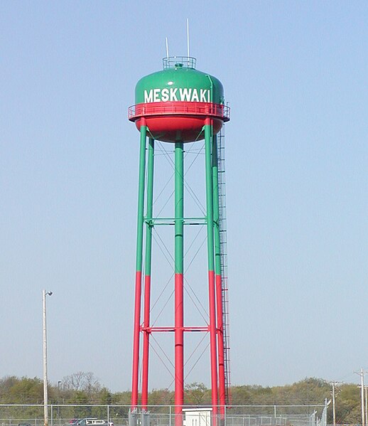 File:Meskwaki Settlement, Iowa.jpg