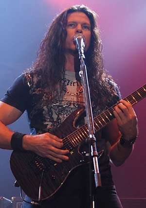 Metalmania 2008 Megadeth Chris Broderick 03 (cropped).jpg