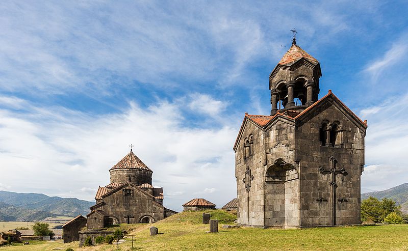 File:Monasterio de Haghpat, Armenia, 2016-09-30, DD 18.jpg