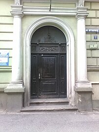 Door portal