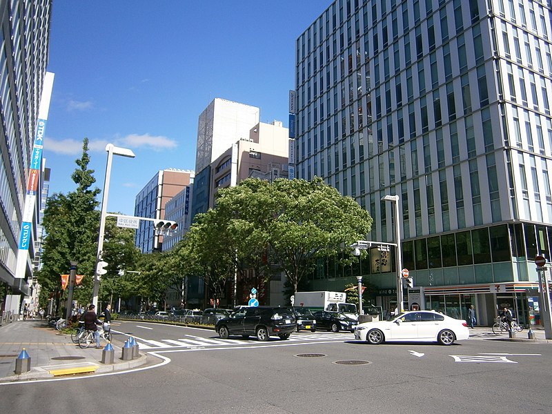 ファイル:Naka Ward Office Intersection - panoramio.jpg