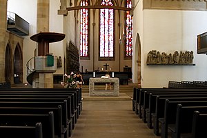 Stuttgart Stiftskirche: Ausrichtung, Baugeschichte, Portale