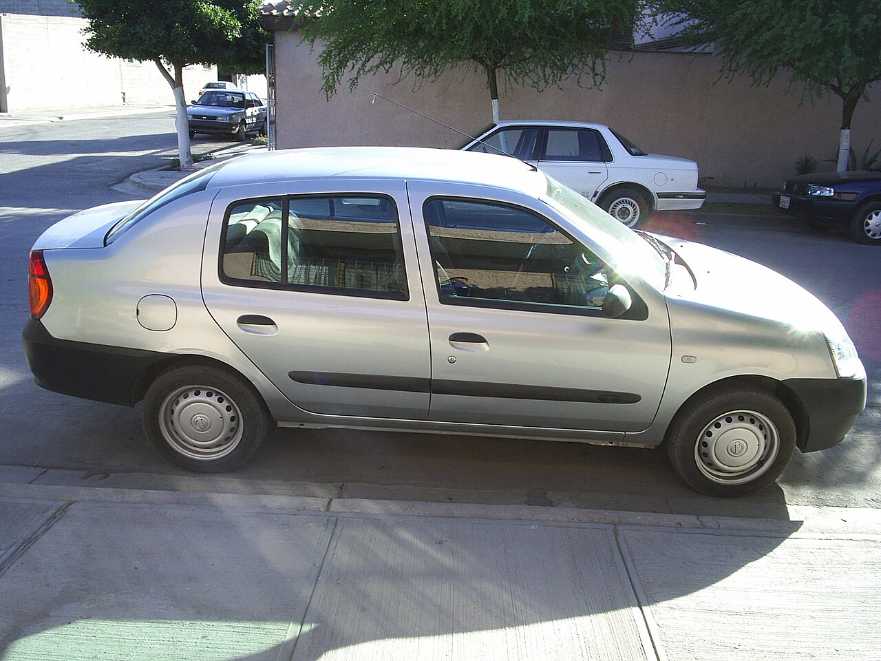 Archivo:Nissan Platina in Torreón, Mexico.jpg - Wikipedia, la