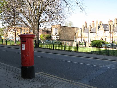 How to get to Nunhead with public transport- About the place