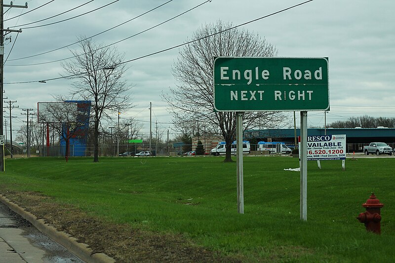 File:OH291 South - Engle Road Sign (29310293607).jpg