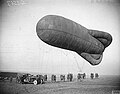 Britischer Drachenballon des Systems Caquot im Einsatz als Aufklärungsballon nahe Metz (1918)