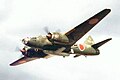 Japonský bombardér Micubiši G4M s podvěšeným sebevražedným letounem Jokosuka MXY7