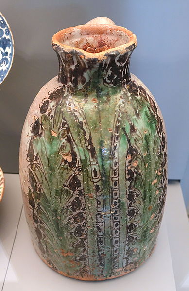 File:Olive oil bottle or cruet, Teruel, Spain, 15th century AD, ceramic - Museo Nacional de Artes Decorativas - Madrid, Spain - DSC08201.JPG