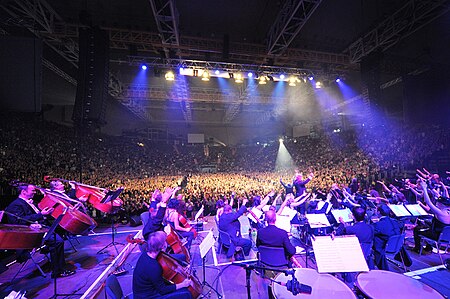 Olympiahalle, München 2012.jpg