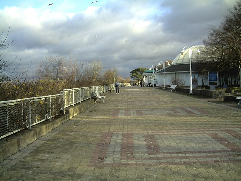 File:POL USTKA ULICE 1 Promenada 100-0021 (7).JPG