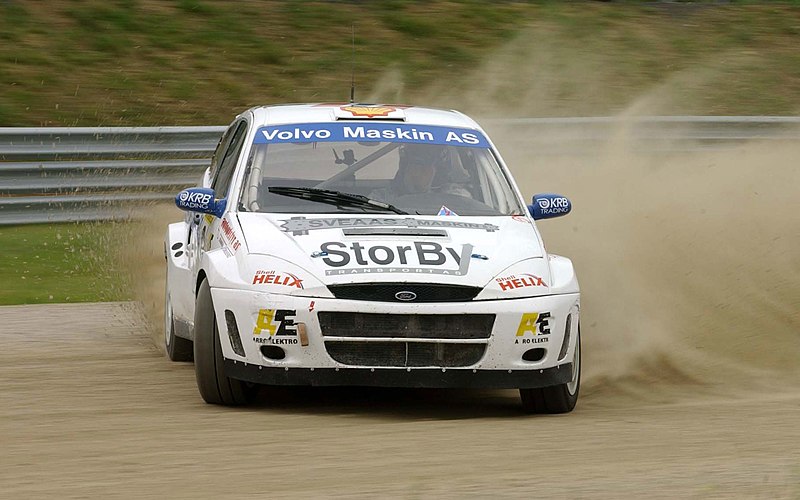 File:Panning Sverre Isachsen Ford Focus T16 4x4.jpg