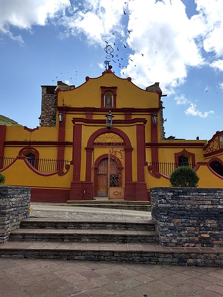 File:Parroquia de San Pedro, Pinal de Amoles, Querétaro.jpg