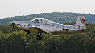 English: Pilatus P3-03 P3-Flyers (reg. HB-RCH (A-818), cn 456-5, built in 1958). Engine: Lycoming GO435-C2-A2. Deutsch: Pilatus P3-03 P3-Flyers (Reg. HB-RCH (A-818), cn 456-5, Baujahr 1958). Motor: Lycoming GO435-C2-A2.