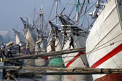 Cara untuk pergi ke Pelabuhan Sunda Kelapa menggunakan Transportasi Umum - Tentang tempat tersebut