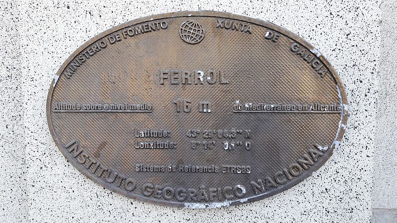 File:Placa do concello de Ferrol.jpg