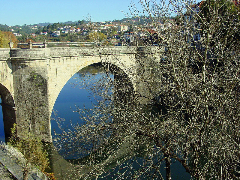 File:Ponte sobre o Tâmega em Amarante.jpg