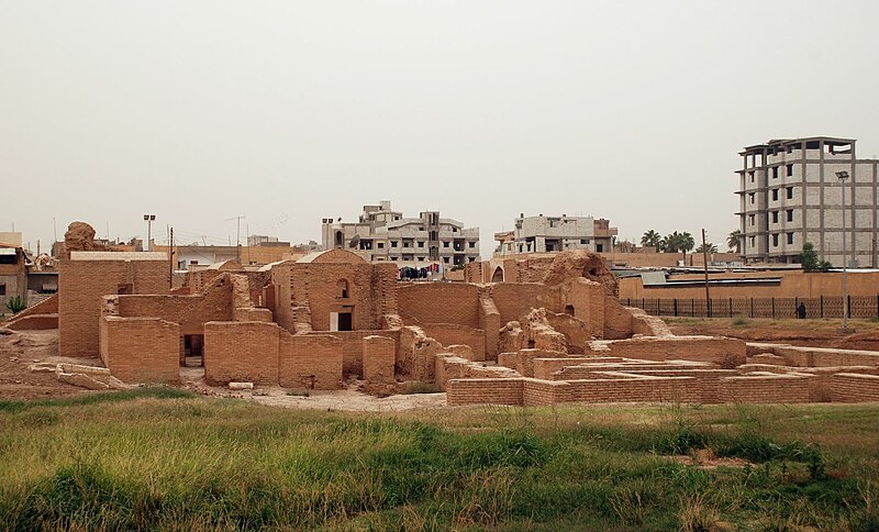 File:Raqqa,QasrBanatO.jpg