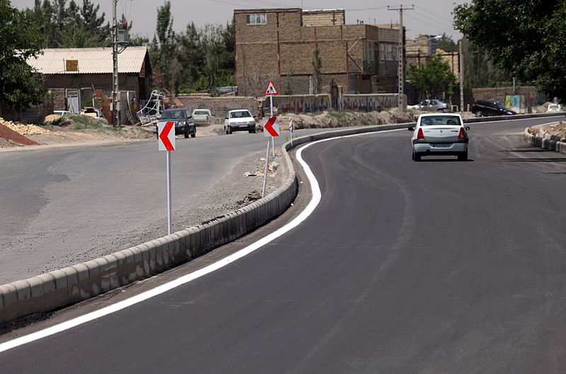 File:Road to Tous - Mashhad 12.jpg