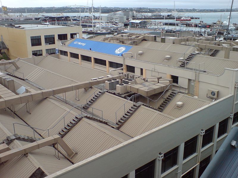 File:Roof Plant On Auckland Warehouse I.jpg